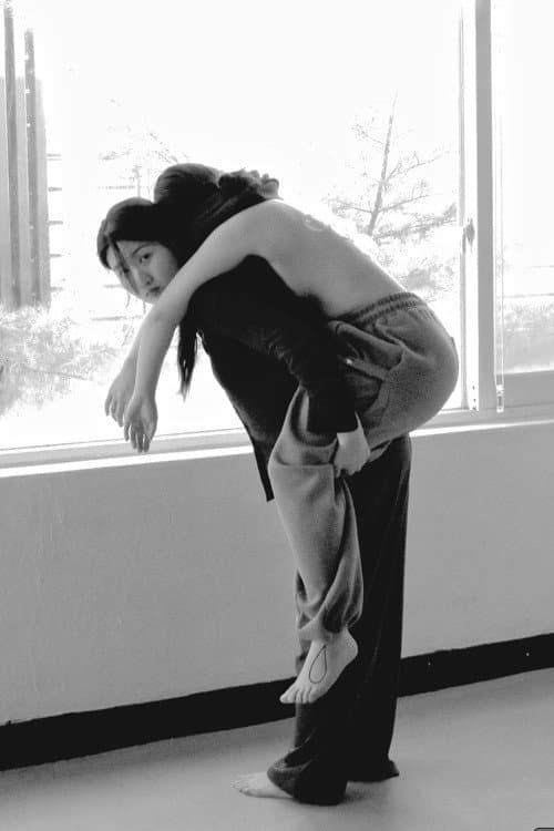​Back, Crawling over​